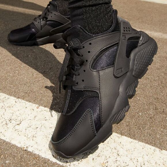 Nike Air Huarache Black Sz 6Y - Picture 2 of 10